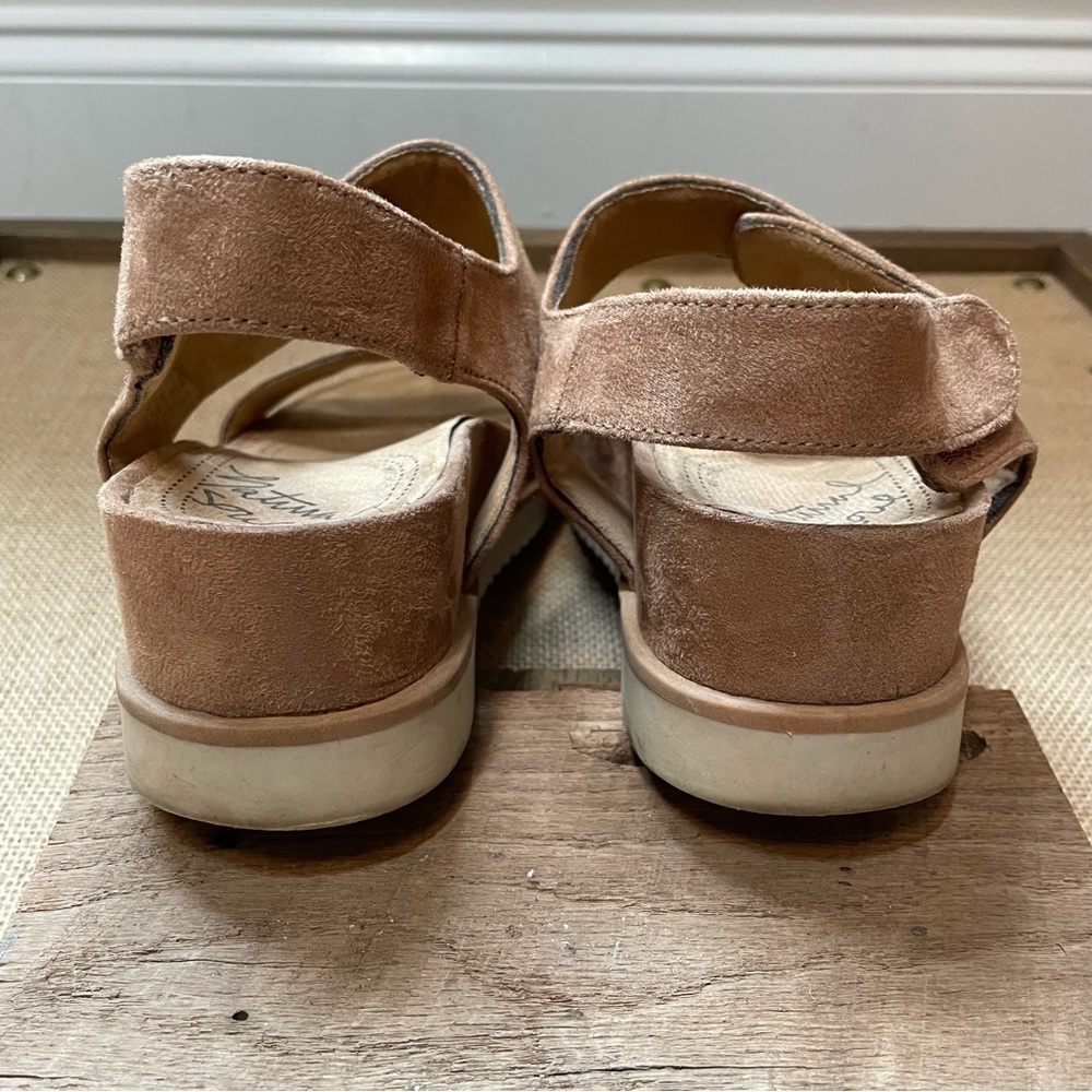 Natural Soul Adjustable Sandals 8.5 - Picture 4 of 5